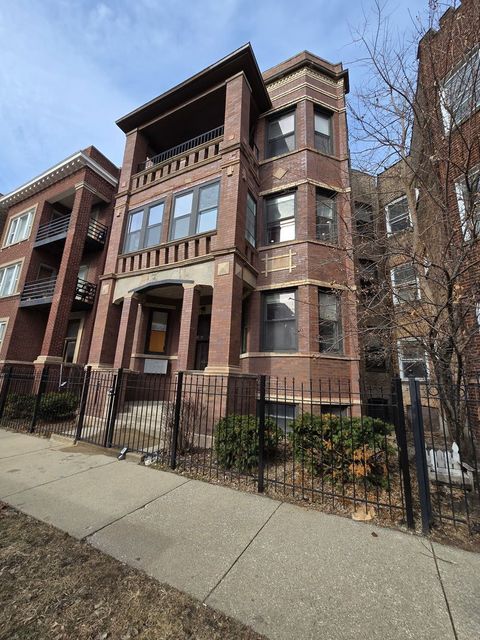 1530 E 65th Place G Chicago IL 60637
