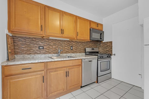 Tiny photo for 1534 Palmgren Drive, Glenview, IL 60025 (MLS # 12697390)
