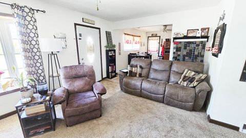 Tiny photo for 409 S Pleasant Avenue, Centralia, IL 62801 (MLS # 12611525)