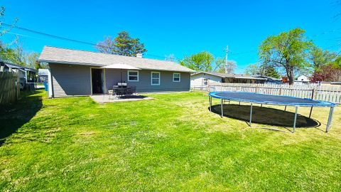 Tiny photo for 409 S Pleasant Avenue, Centralia, IL 62801 (MLS # 12611525)