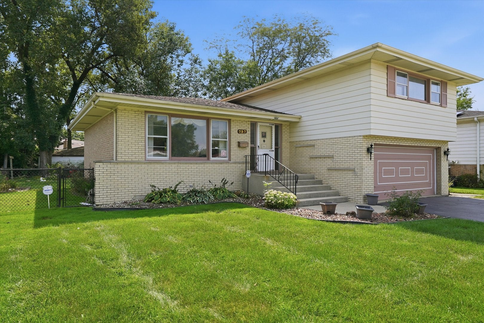 737 E 170th Place