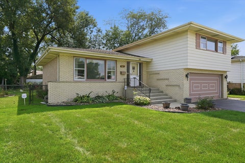 Tiny photo for 737 E 170th Place, South Holland, IL 60473 (MLS # 12790095)