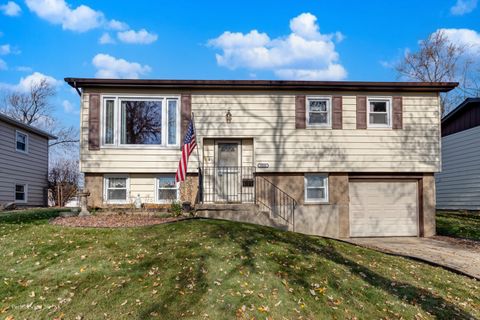 Photo of 5918 Stuart Lane, Oak Forest, IL 60452 (MLS # 12523588)