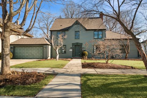 Tiny photo for 407 La Fox River Drive, Algonquin, IL 60102 (MLS # 12564735)
