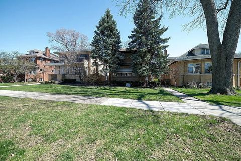 Photo of 10247 S Bell Avenue, Chicago, IL 60643 (MLS # 12483677)
