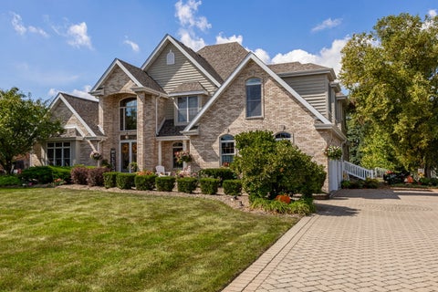 Tiny photo for 12110 Pine Avenue, Lemont, IL 60439 (MLS # 12758619)