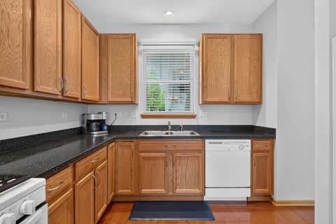 Tiny photo for 2815 Glacier Way #D, Wauconda, IL 60084 (MLS # 12759858)