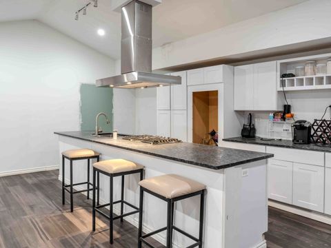 Tiny photo for 210 E Galena Boulevard, Aurora, IL 60505 (MLS # 12332586)