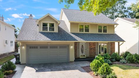 Tiny photo for 584 Beaconsfield Avenue, Naperville, IL 60565 (MLS # 12478552)