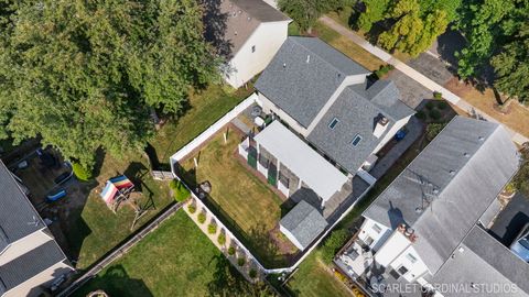 Tiny photo for 584 Beaconsfield Avenue, Naperville, IL 60565 (MLS # 12478552)