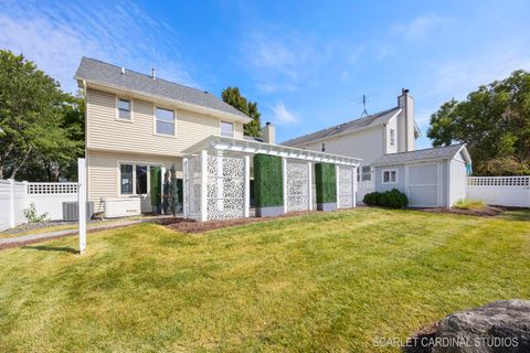 Tiny photo for 584 Beaconsfield Avenue, Naperville, IL 60565 (MLS # 12478552)