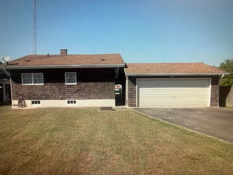 Tiny photo for 708 E St. Louis Street, West Frankfort, IL 62896 (MLS # 12559527)