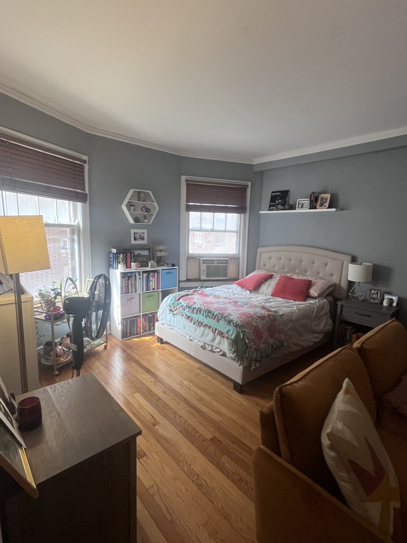 2328 N Lincoln Park West Avenue 3A