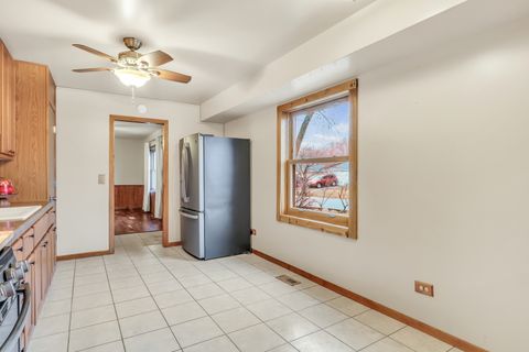 Tiny photo for 3861 Sutherland Drive, Park City, IL 60085 (MLS # 12581539)