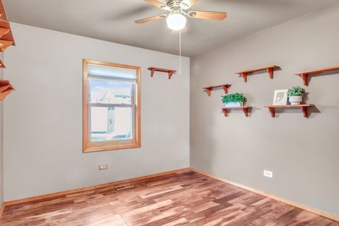 Tiny photo for 3861 Sutherland Drive, Park City, IL 60085 (MLS # 12581539)