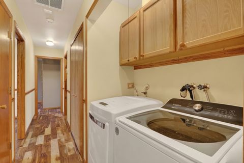 Tiny photo for 3861 Sutherland Drive, Park City, IL 60085 (MLS # 12581539)