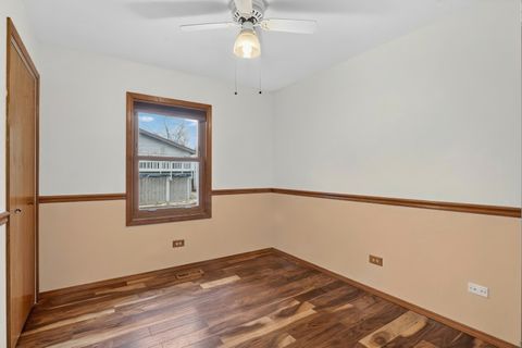 Tiny photo for 3861 Sutherland Drive, Park City, IL 60085 (MLS # 12581539)