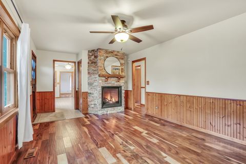 Tiny photo for 3861 Sutherland Drive, Park City, IL 60085 (MLS # 12581539)