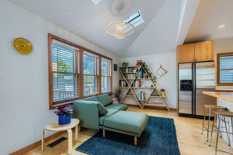 Tiny photo for 4648 W Grace Street, Chicago, IL 60641 (MLS # 12491736)