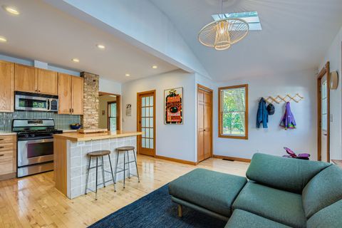 Tiny photo for 4648 W Grace Street, Chicago, IL 60641 (MLS # 12491736)