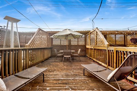 Tiny photo for 1724 N Mohawk Street #2, Chicago, IL 60614 (MLS # 12500623)