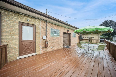 Tiny photo for 8231 W Berwyn Avenue, Chicago, IL 60656 (MLS # 12751212)