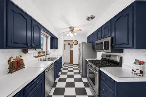 Tiny photo for 8231 W Berwyn Avenue, Chicago, IL 60656 (MLS # 12751212)