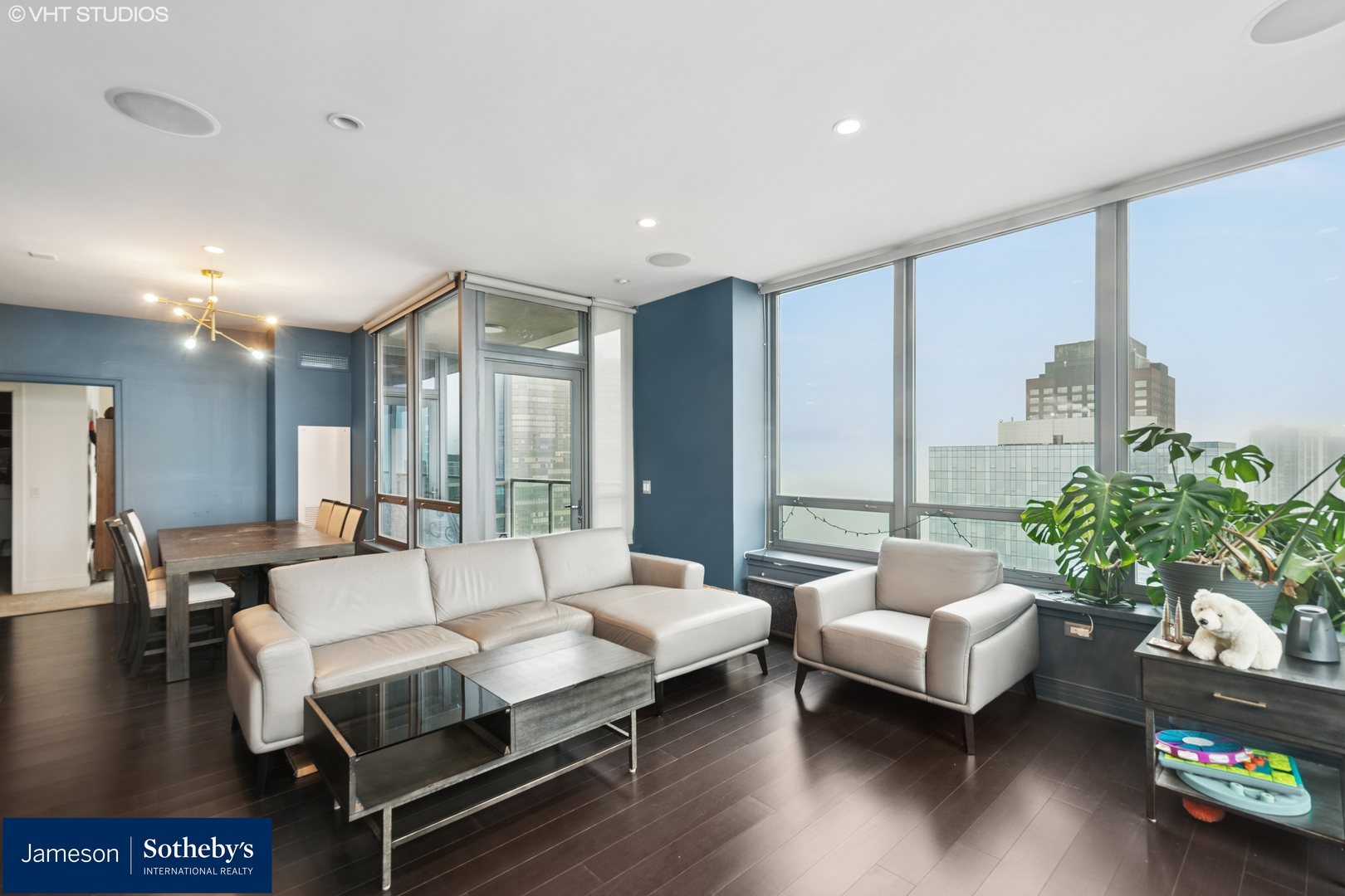 600 N LAKE SHORE Drive 4608