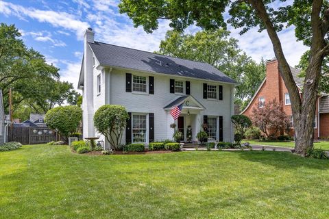 233 S Elmwood Drive Aurora IL 60506