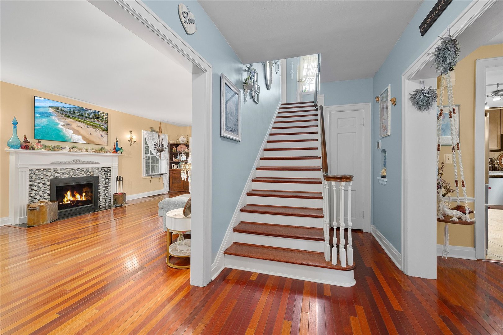 233 S Elmwood Drive