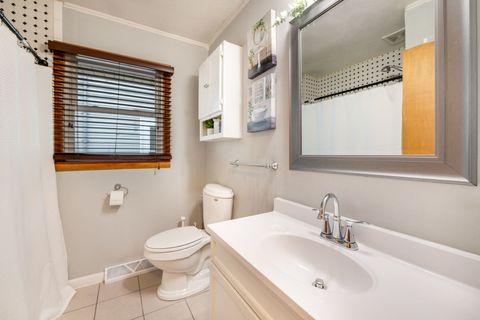 Tiny photo for 1532 S 5th Avenue, Kankakee, IL 60901 (MLS # 12615764)