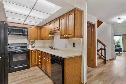 Tiny photo for 4554 Bunker Hill Drive, Bettendorf, IA 52722 (MLS # 12666269)
