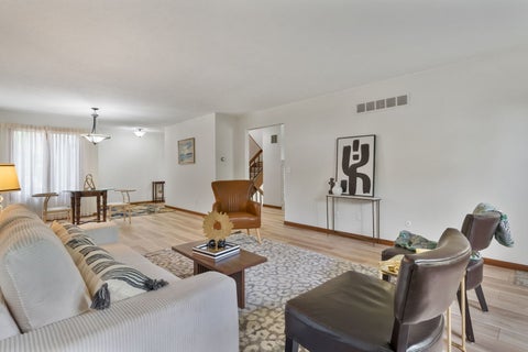 Tiny photo for 4554 Bunker Hill Drive, Bettendorf, IA 52722 (MLS # 12666269)