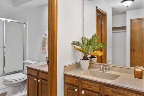 Tiny photo for 4554 Bunker Hill Drive, Bettendorf, IA 52722 (MLS # 12666269)