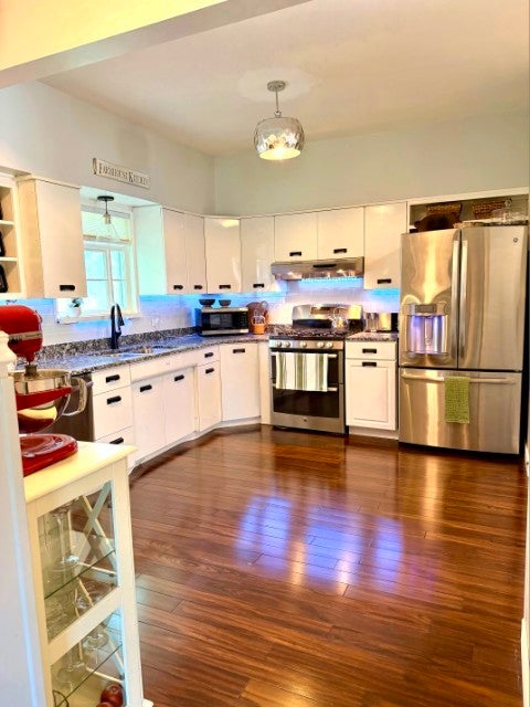 Tiny photo for 1026 W Douglas Street, Freeport, IL 61032 (MLS # 12738989)