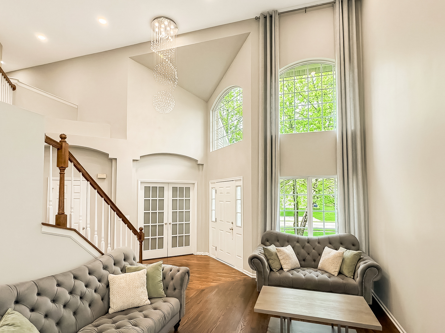 1905 S Osprey Lane