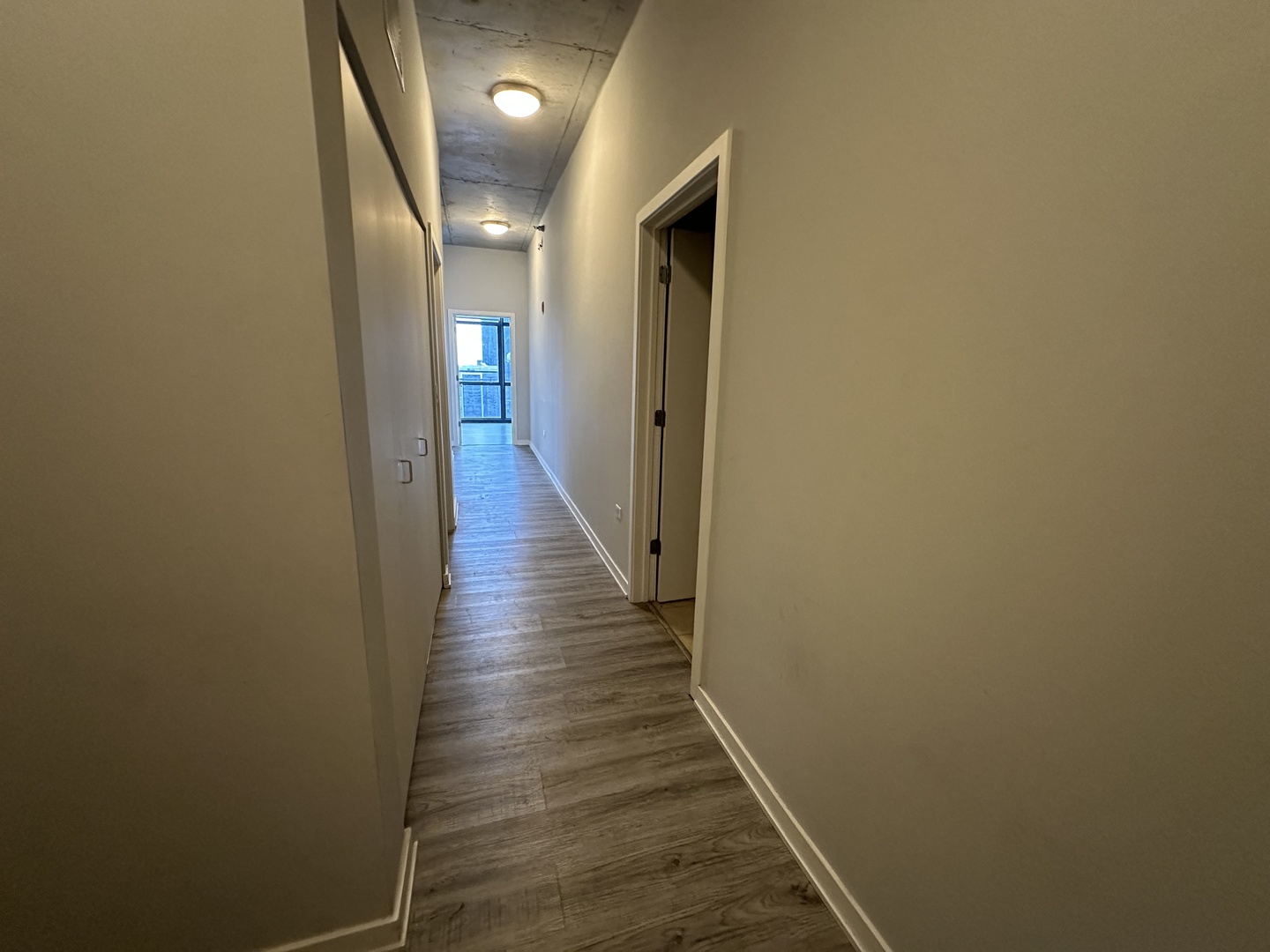 235 W Van Buren Street 1804