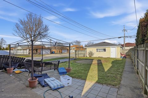 Tiny photo for 5201 S Neenah Avenue, Chicago, IL 60638 (MLS # 12600279)