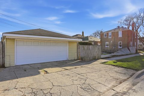 Tiny photo for 5201 S Neenah Avenue, Chicago, IL 60638 (MLS # 12600279)