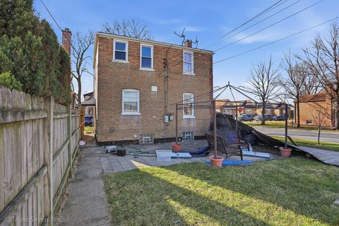 Tiny photo for 5201 S Neenah Avenue, Chicago, IL 60638 (MLS # 12600279)