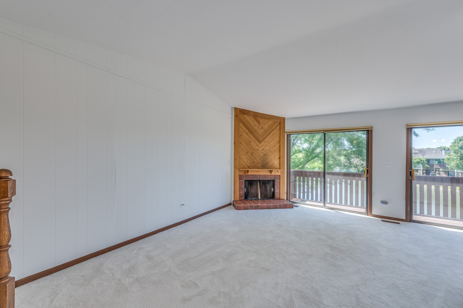907 Cross Creek Drive N BB2