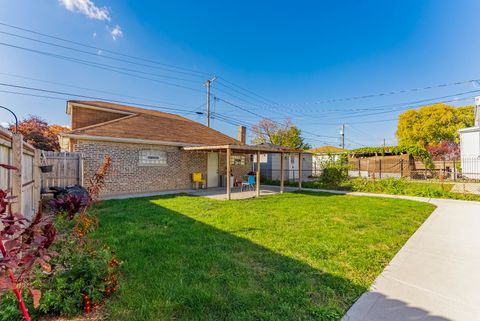 Tiny photo for 1346 S 56th Court, Cicero, IL 60804 (MLS # 12616023)