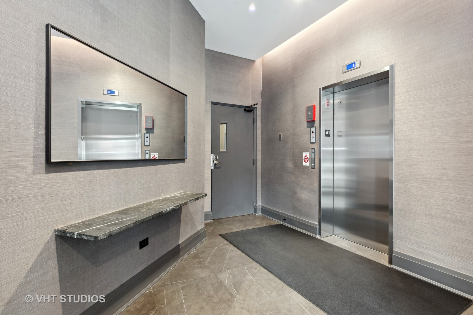 1110 W Schubert Avenue 303