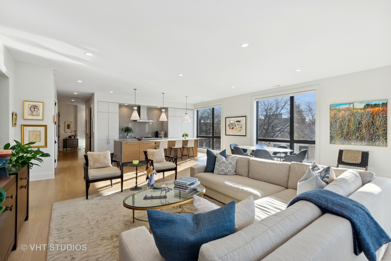 1110 W Schubert Avenue 303