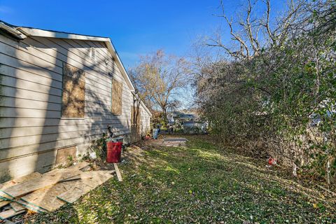 A home in Waukegan