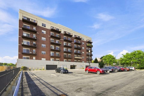 Tiny photo for 1650 Riverwoods Drive #403, Melrose Park, IL 60160 (MLS # 12717483)