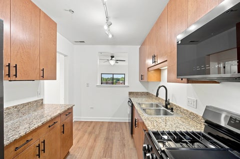 Tiny photo for 1650 Riverwoods Drive #403, Melrose Park, IL 60160 (MLS # 12717483)