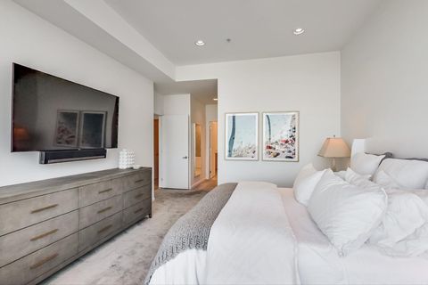 Tiny photo for 500 W Superior Street #612, Chicago, IL 60654 (MLS # 12503229)