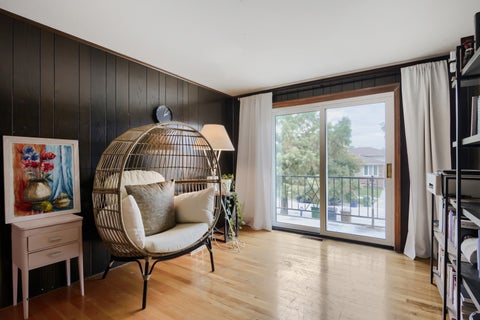 Tiny photo for 10932 S Kilbourn Avenue, Oak Lawn, IL 60453 (MLS # 12782361)