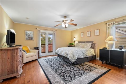 Tiny photo for 2440 Simpson Street, Evanston, IL 60201 (MLS # 12501690)